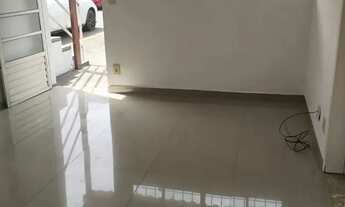 Imagem 3: Casa para Locação em Nova Iguaçu, Jardim Corumbá, 2 dormitórios, 1 banheiro, 1 vaga