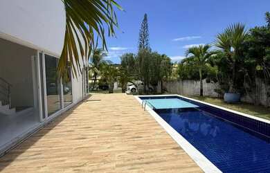 Imagem 4: Busca Vida, 4 Suítes, Área Verde, Condomínio, Piscina, R$ 1.350.000