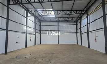 Imagem 3: Galpão disponível para venda no bairro Daniel Fonseca em Uberlândia-MG