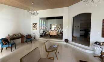 Imagem 2: Casa ampla e nascente em Vilas do Atlântico