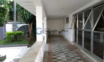 Imagem 3: Casa comercial para venda e locação com 4 quartos sendo 2 suítes- 480 m² de área construíd