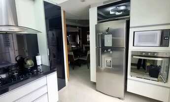 Imagem 5: Casa de condomínio para venda tem 270 metros quadrados com 4 quartos