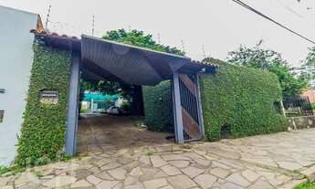 Imagem 3: Casa à venda em Guarujá com 400 m², 5 quartos, 3 suítes, 5 vagas