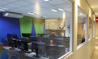 Imagem 4: Excelente Loja com Mezanino em Região de Comércio Ativo