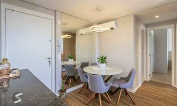 Imagem 2: Apartamento 02 dormit com suíte e 01 vaga, no bairro Azenha, em Porto Alegre