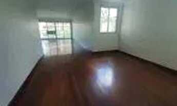 Imagem 3: Casa com 5 quartos, sendo 3 suítes, área gourmet e amplo quintal gramado em Imbetiba - M