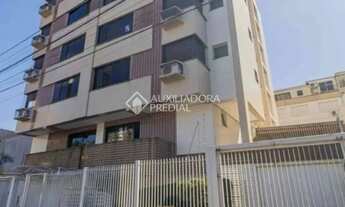 Imagem 2: Mobiliado com duas garagens da Rua Afonso Rodrigues