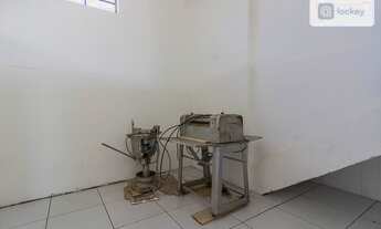 Imagem 2: Loja com 133m² Galpão / depósito com aluguel por R$5.000 /mês