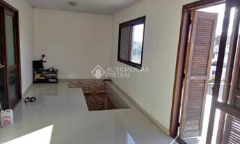 Imagem 6: PORTO ALEGRE - Casa Padrão - Partenon