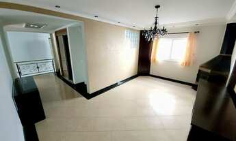 Imagem 7: Sobrado para aluguel e venda tem 600 metros quadrados com 4 quartos