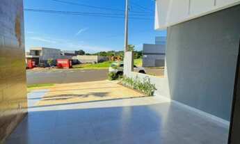 Imagem 3: Casa de condomínio térrea para venda tem 157 metros quadrados com 3 quartos