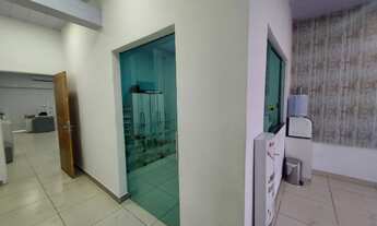 Imagem 4: Imóvel comercial para aluguel tem 250 metros quadrados com 5 quartos em Flores - Manaus