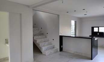 Imagem 6: Casa de condomínio para venda possui 125 metros quadrados com 3 quartos