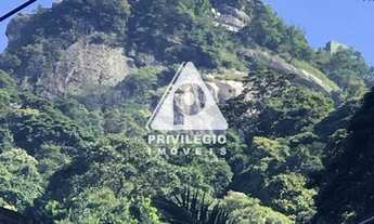 Imagem 4: Casa Triplex em Cosme Velho