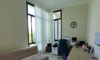 Imagem 2: Casa de condomínio térrea para venda tem 240 metros quadrados com 3 quartos