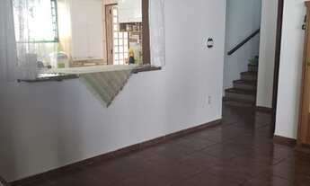 Imagem 6: Sobrado para venda tem 182 metros quadrados com 3 quartos