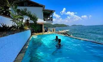 Imagem 1: Refúgio na Ilha Tropical Itacuruçá