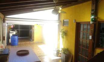 Imagem 5: Casa com piscina