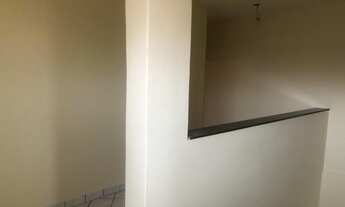 Imagem 2: TAUBATÉ - Casa Padrão - PARQUE SÃO CRISTÓVÃO