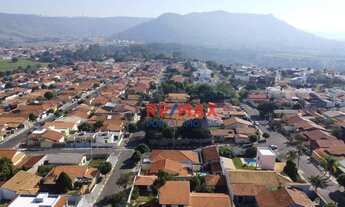 Imagem 5: Lindo imóvel residencial com 3 dormitórios no bairro Jardim Mariluz em São Pedro