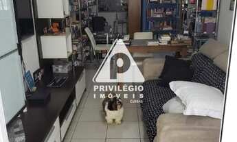 Imagem 4: Excelente apartamento de dois quartos e uma vaga no Catete. Prédio com total infraestrutur