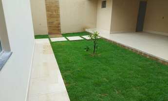 Imagem 2: Casa para venda possui 190 metros quadrados com 3 quartos em Nova Uberlândia - Uberlândia