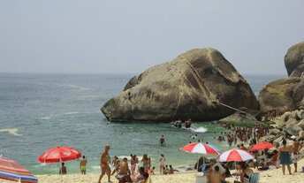 Imagem: Vende-se terreno na Rua Sessenta e sete