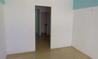 Imagem 3: Sala/Conjunto para venda tem 31 metros quadrados com 2 quartos em Centro - Petrópolis - RJ