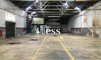 Imagem 4: Salão disponível para Locação e Venda de esquina Comercial - Industrial com 1.000m² de con