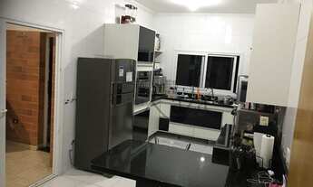 Imagem 6: Casa - Jacareí - Condomínio - Residencial Mirante do Vale - 5 Dormitórios - 340m²