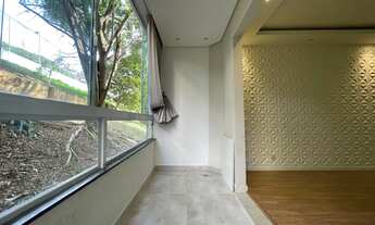 Imagem 2: OPORTUNIDADE ÚNICA, Apartamento Reformado, 57m² com Varanda - 02 Dormitórios, Residencial