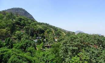 Imagem: Casa com 3 quartos e piscina na Fregueria