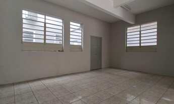 Imagem 3: EXCELENTE Loja com 100m², 2 banheiros, piso cerâmico, estacionamento na frente, portão aut