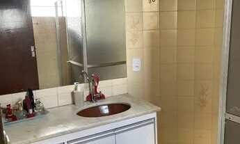 Imagem 2: Sobrado Amarelo Casa com 3 dormitórios