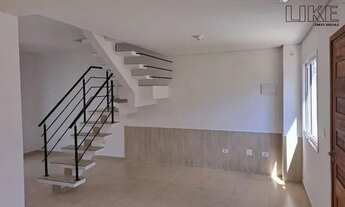 Imagem 2: Alugo] [Casa em Condomínio] [2 Dorms sendo 1 Suíte com sacada] [Jardim Uira] [R$ 2.350,00