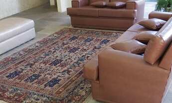 Imagem 6: Apartamento para aluguel possui 97 m² com 2 quartos, 2 banheiros, sala com lareira e mais