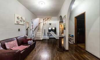 Imagem 6: Casa para Aluguel - Santa Teresinha, 6 Quartos, 291 m2