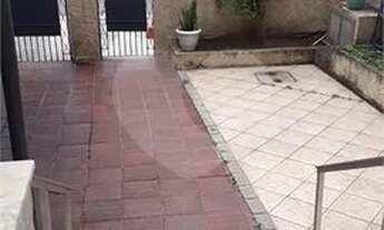 Imagem: Excelente casa única no terreno com piscina