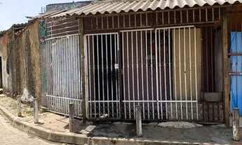 Imagem 4: URGENTE! ATENÇÃO INVESTIDOR! Lote com três casas! Esquinão 187m²! Escriturado! Confira!