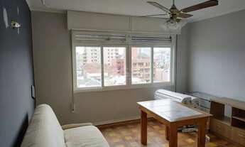 Imagem 2: Apartamento de três dormitórios com suíte no bairro Santana em Porto Alegre