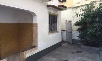 Imagem 5: Casa de fundos ampla, bem arejada [VP