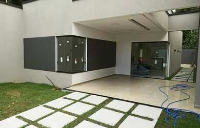 Imagem 3: Apartamento para venda possui 200 metros quadrados com 3 quartos em Tarumã - Manaus - Amaz