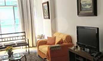 Imagem 2: Oportunidade única, três quartos com dependência em Copacabana. [VP