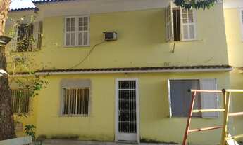 Imagem 3: Apto terreo de 1 quarto em vila em Marechal Hermes com area externa bem ampla e arborizada