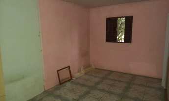 Imagem 3: Casa no Bairro CAVALHADA com 35m2<br>Infraestrutura bairro: clube social, creche, es