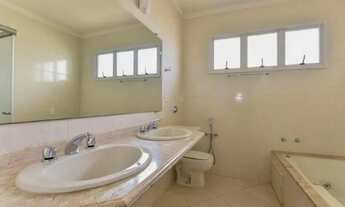 Imagem 6: LEO - Casa tem 142 metros quadrados com 3 quartos