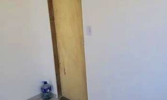 Imagem 3: Alugo casa de 3 comodos com garagem jd arpoador zona oeste