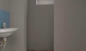 Imagem 7: EXCELENTE Loja com 100m², 2 banheiros, piso cerâmico, estacionamento na frente, portão aut