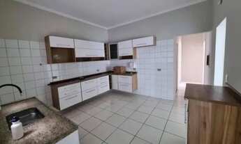 Imagem 5: Casa para venda tem 130 metros quadrados com 2 quartos