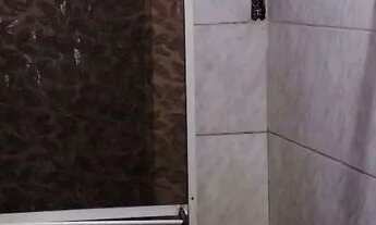 Imagem 5: Alugo casa com garagem e três quartos no bairro roda de fogo valor 800 reais